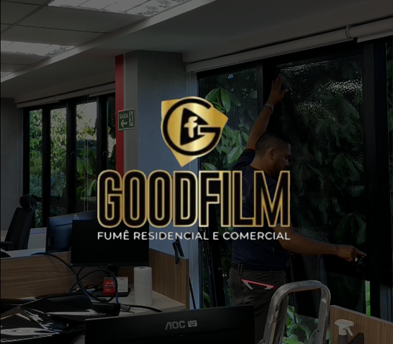 Aplicação profissional de película em janela